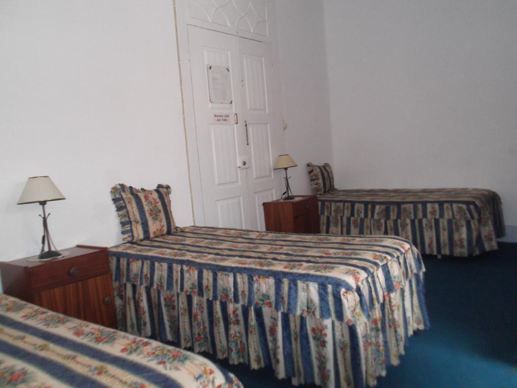 Residencial Galo D'Ouro Hotel กามีนญา ห้อง รูปภาพ
